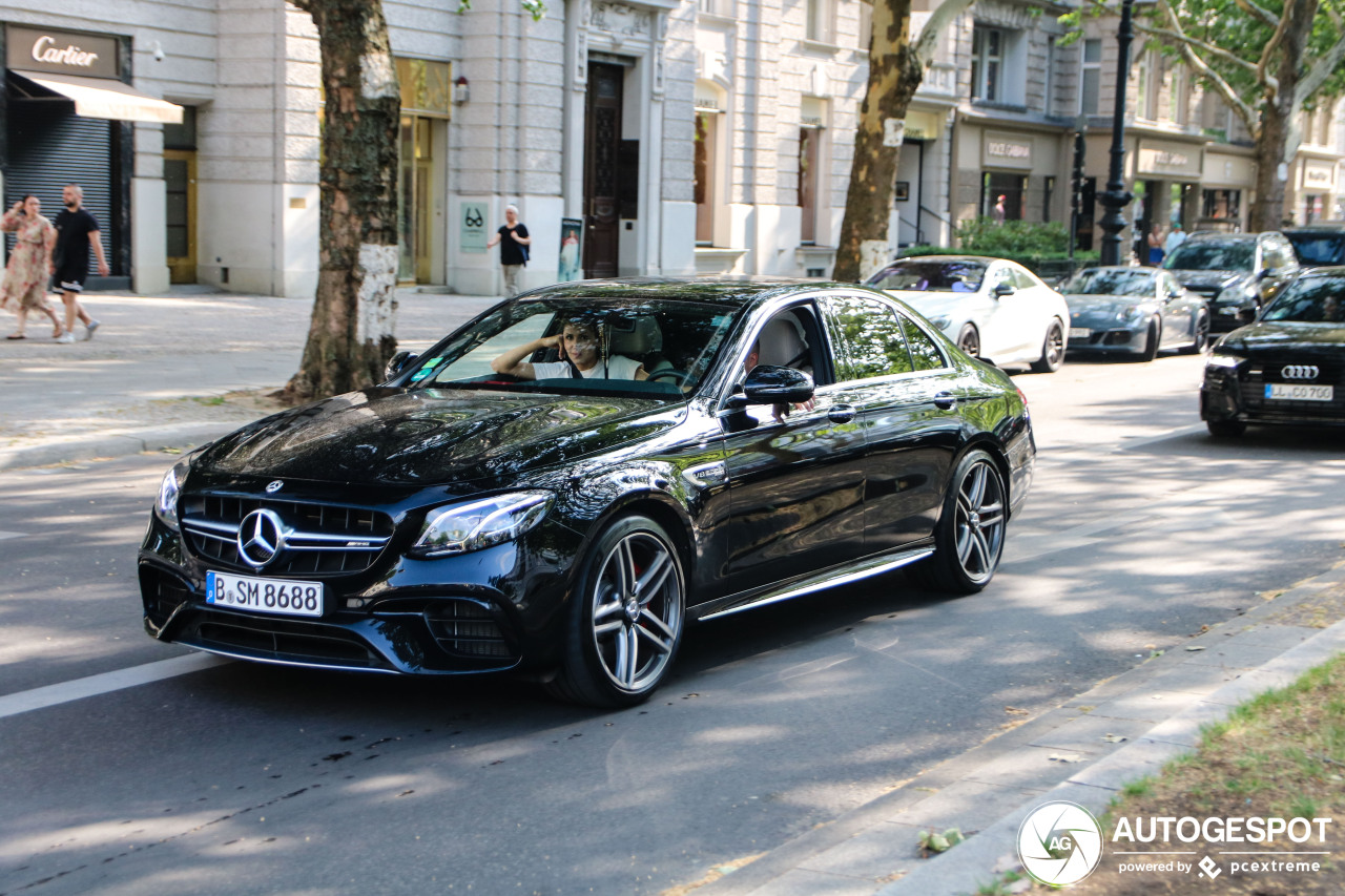 Mercedes-AMG E 63 S W213