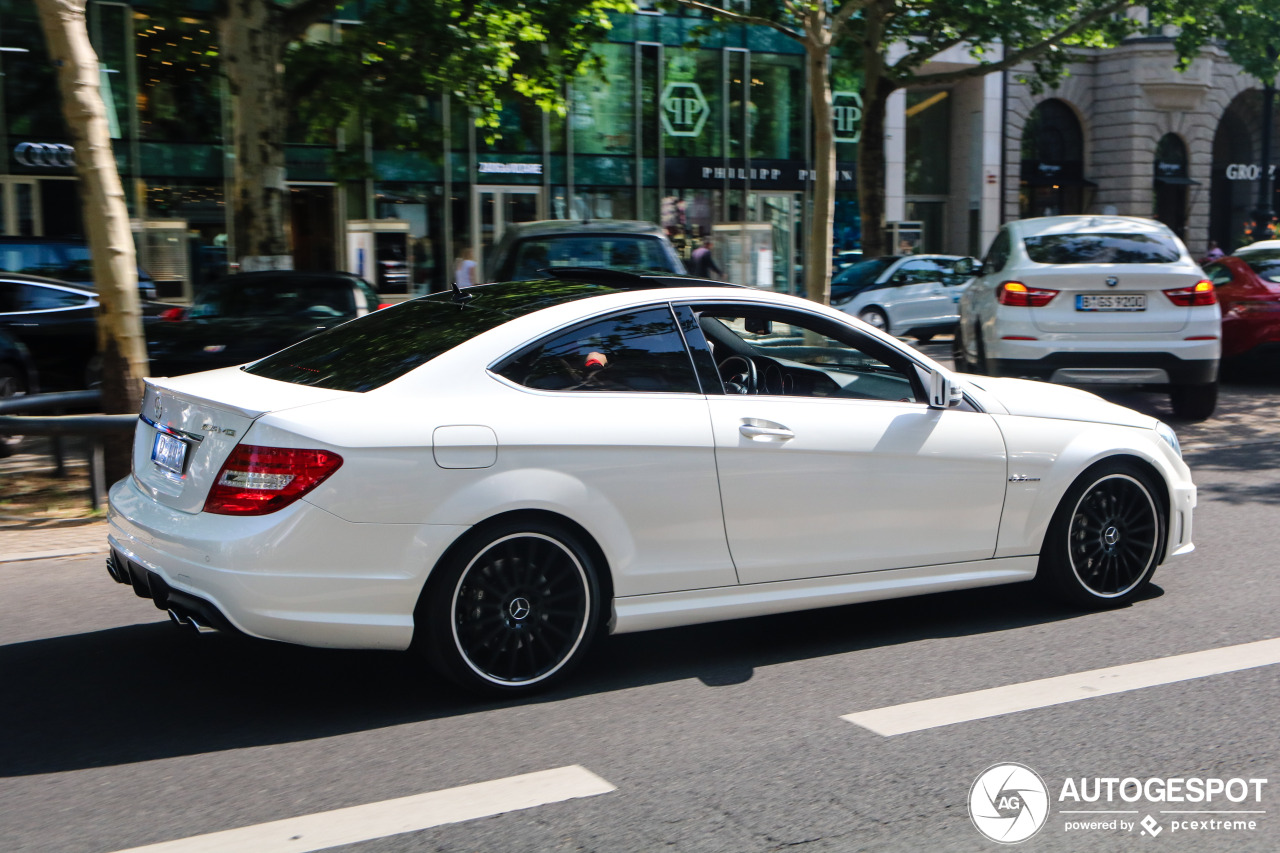 Mercedes-Benz C 63 AMG Coupé