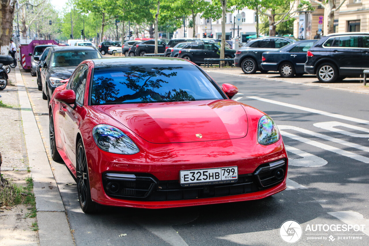 Porsche 971 Panamera Turbo S E-Hybrid