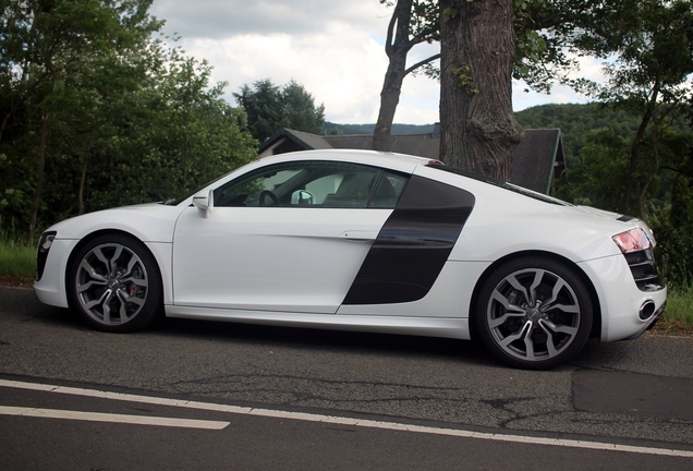 Audi R8 V10