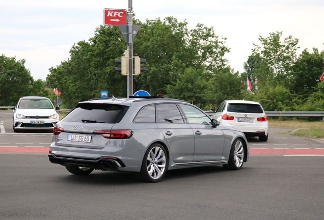 Audi RS4 Avant B9