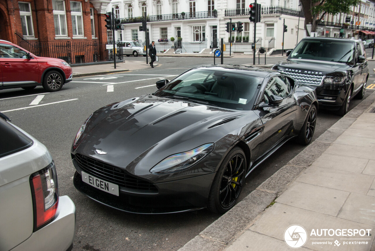 Aston Martin DB11 AMR