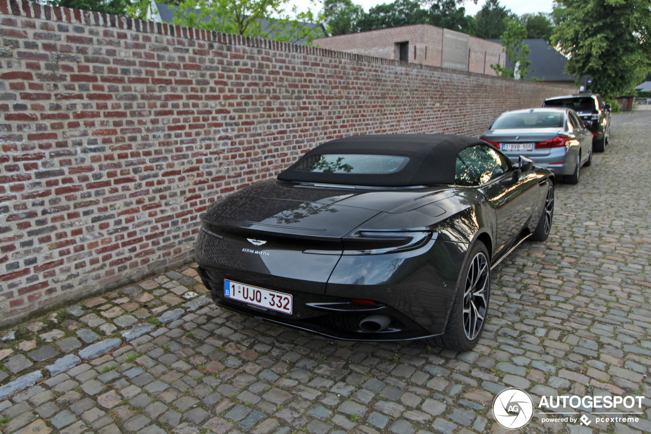 Aston Martin DB11 V8 Volante