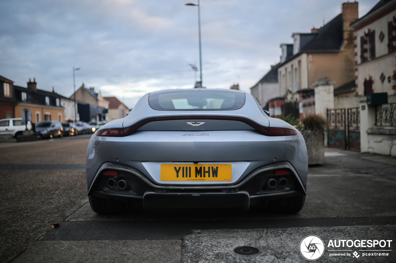 Aston Martin V8 Vantage 2018