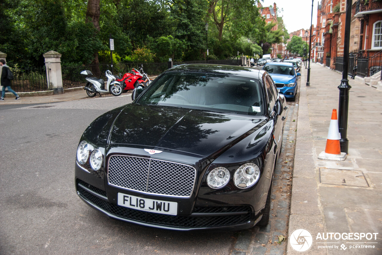 Bentley Flying Spur V8