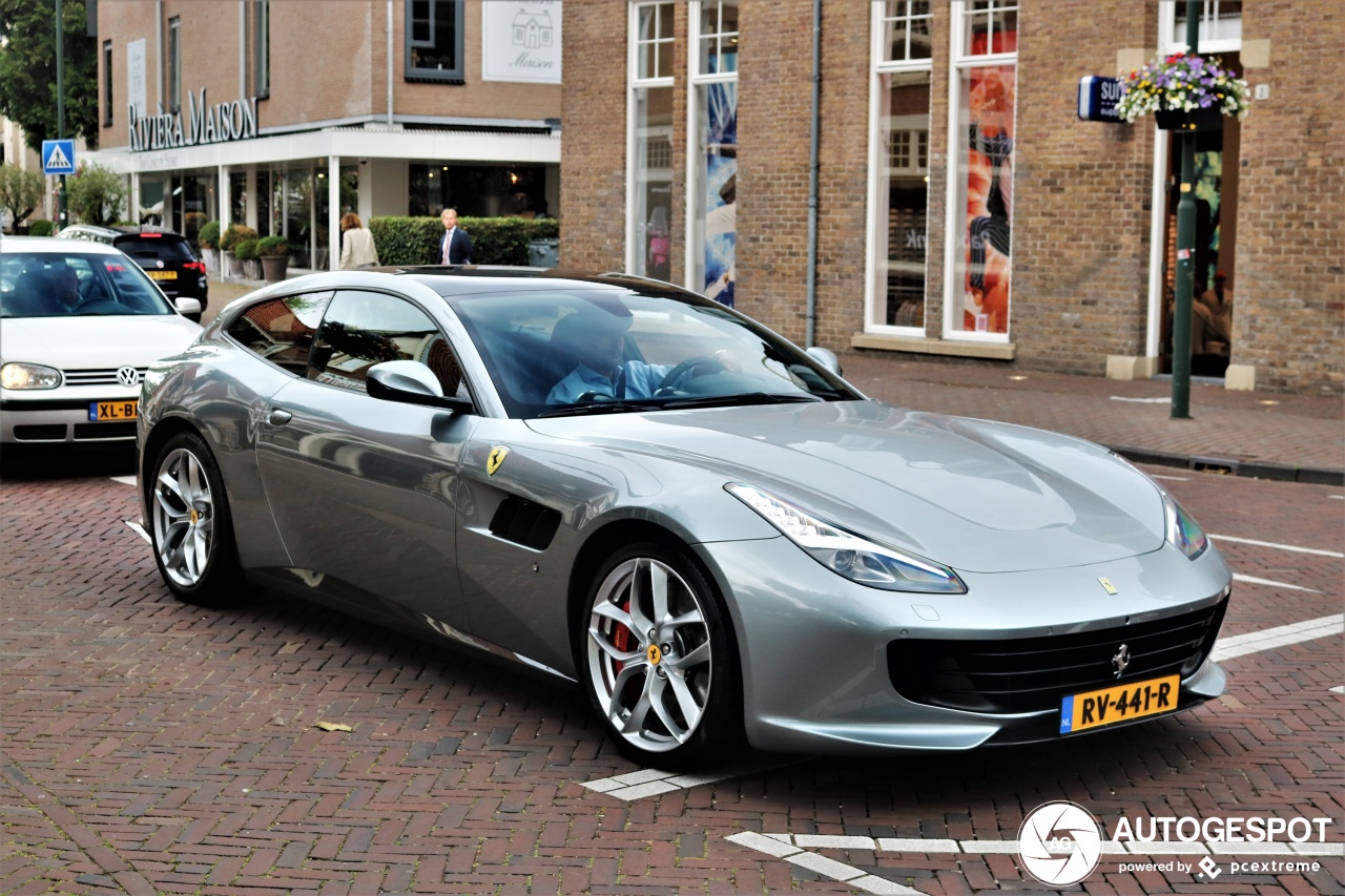 Ferrari GTC4Lusso T