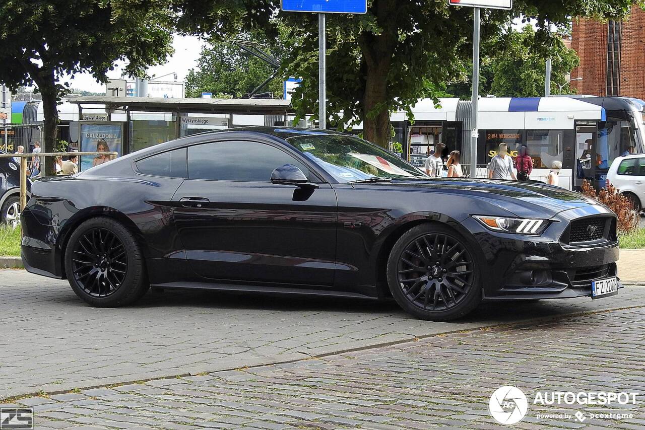 Ford Mustang GT 2015