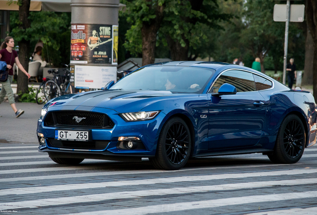 Ford Mustang GT 2015