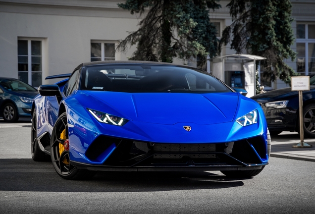 Lamborghini Huracán LP640-4 Performante Spyder