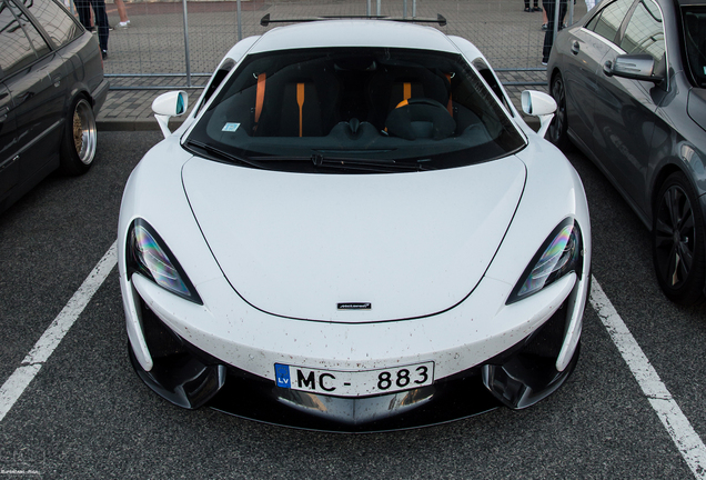 McLaren 570S