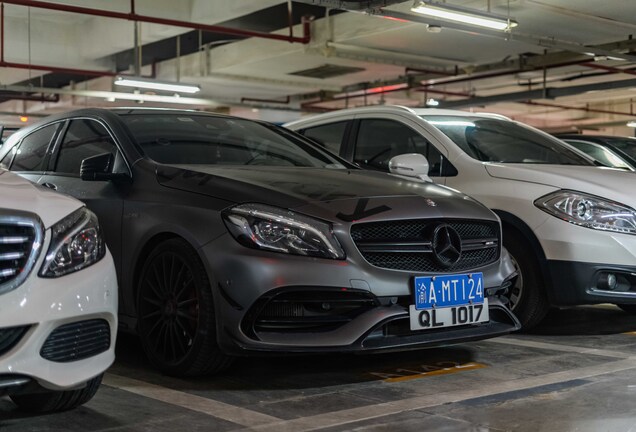 Mercedes-AMG A 45 W176 2015