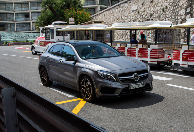 Mercedes-Benz GLA 45 AMG X156