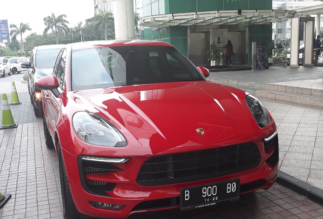 Porsche 95B Macan GTS