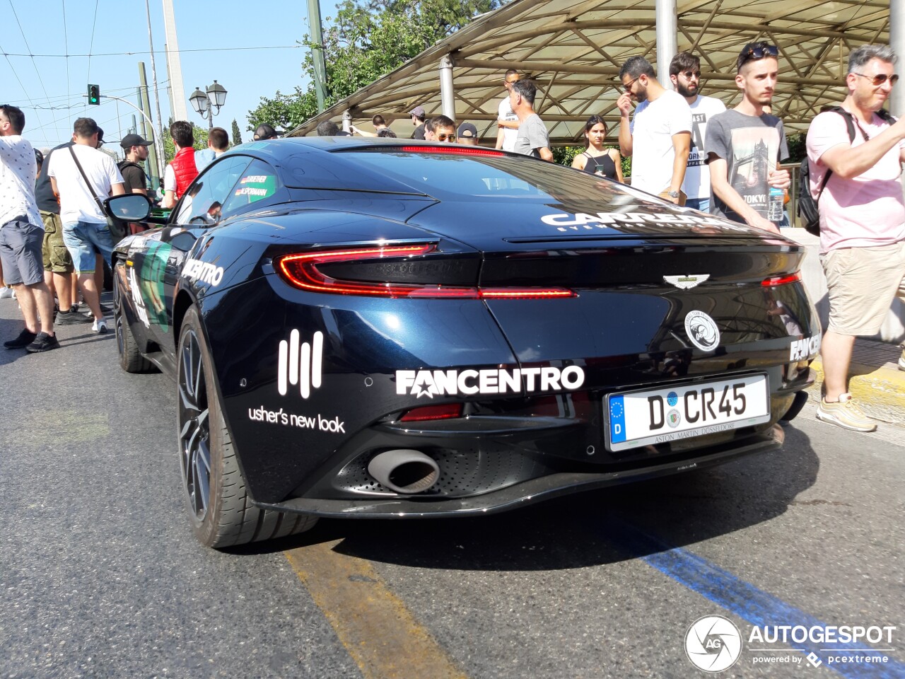 Aston Martin DB11