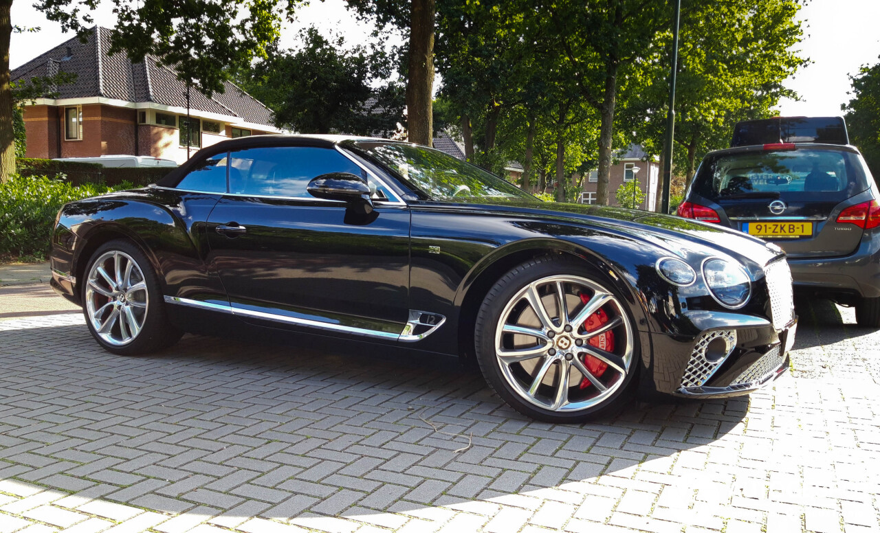 Bentley Continental GTC 2019 First Edition