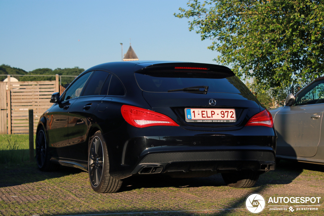 Mercedes-Benz CLA 45 AMG Shooting Brake