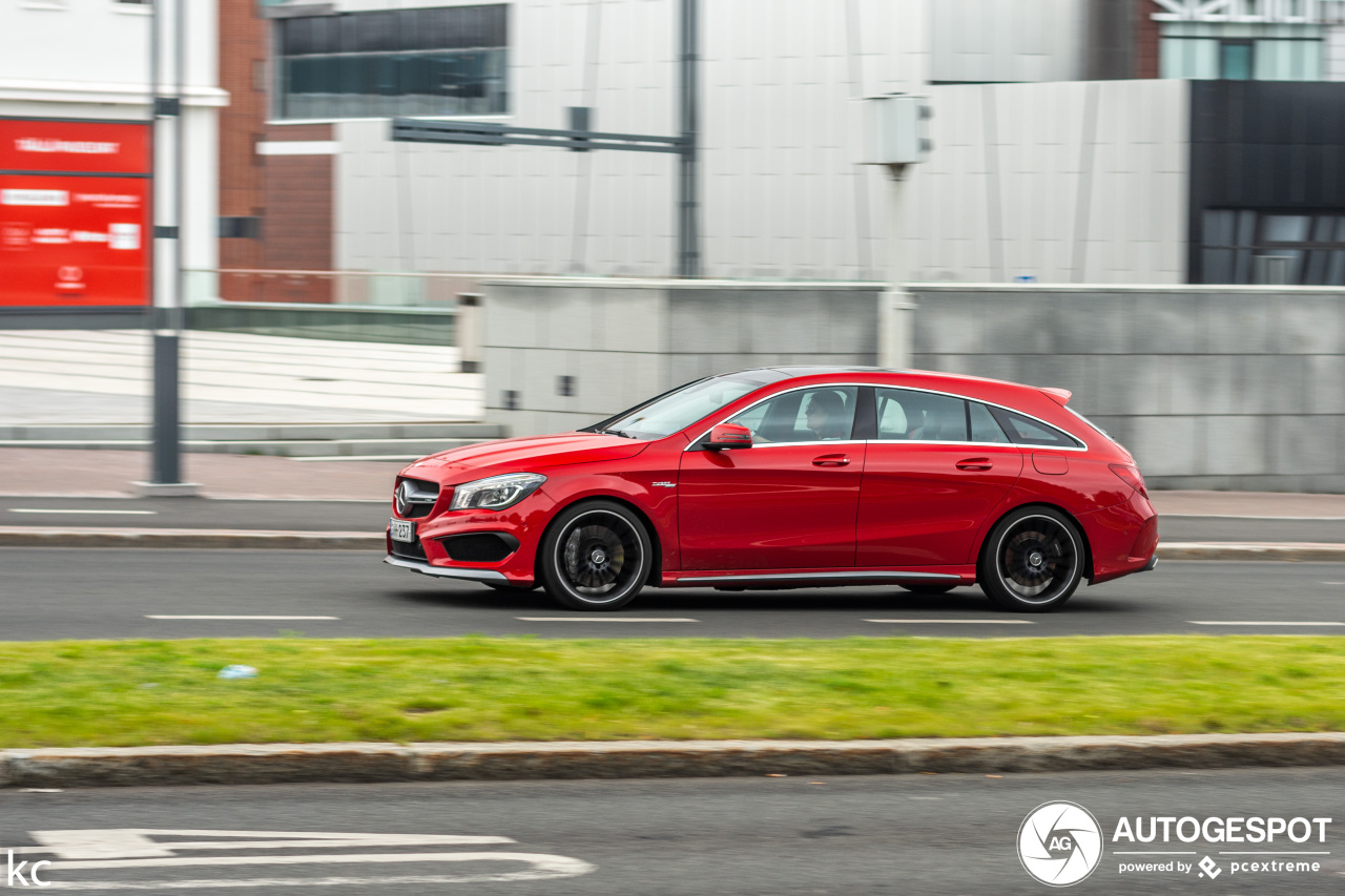 Mercedes-Benz CLA 45 AMG Shooting Brake