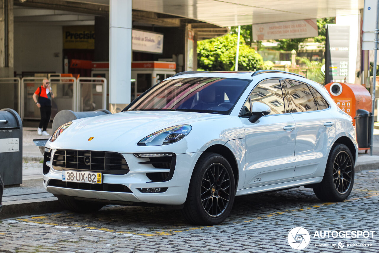 Porsche 95B Macan GTS