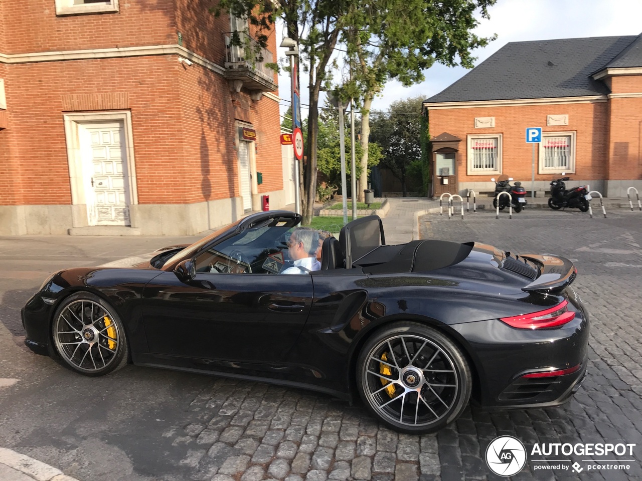 Porsche 991 Turbo S Cabriolet MkII