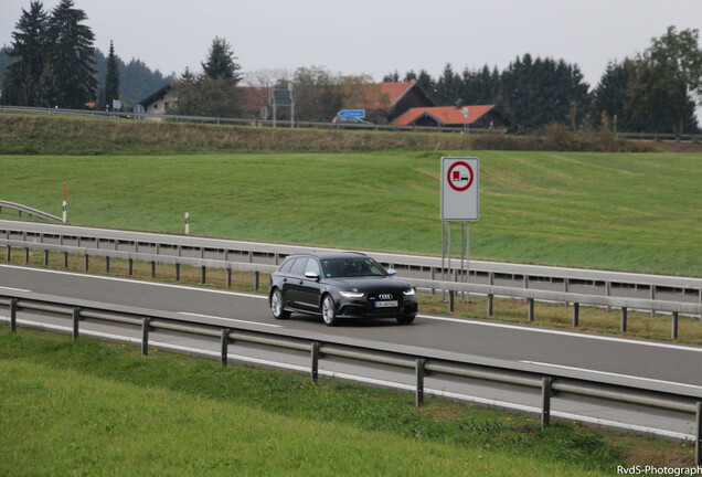 Audi RS6 Avant C7 2015