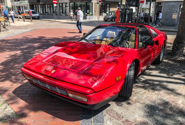 Ferrari 328 GTS