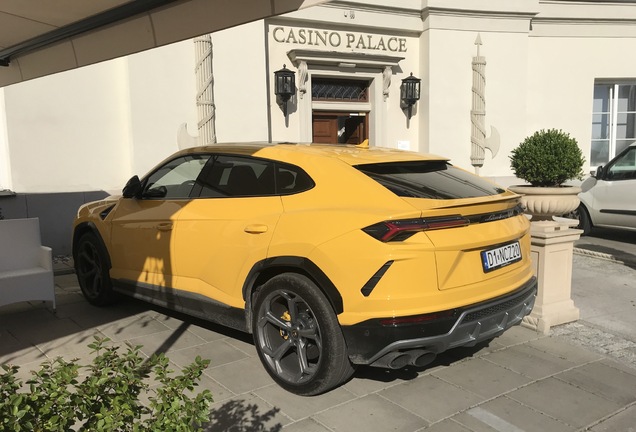 Lamborghini Urus