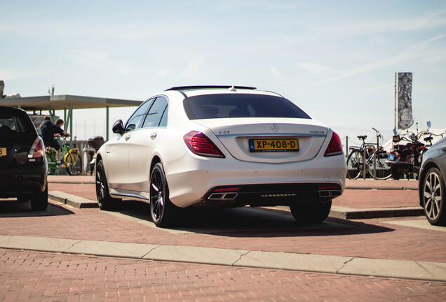 Mercedes-Benz S 65 AMG V222