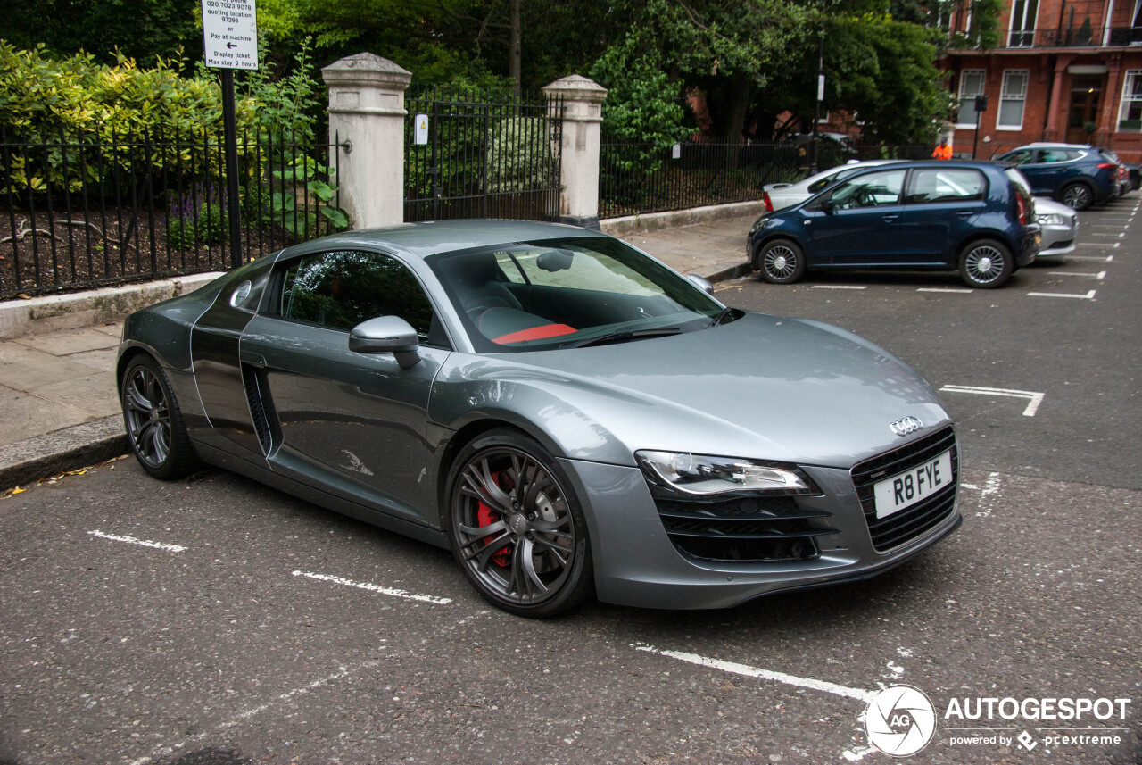 Audi R8