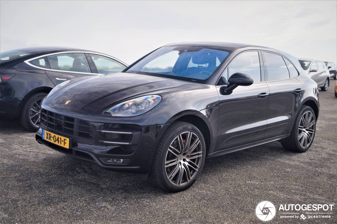 Porsche 95B Macan Turbo