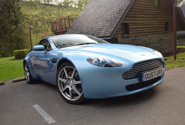 Aston Martin V8 Vantage Roadster