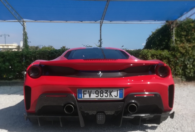 Ferrari 488 Pista