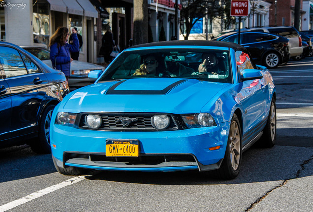 Ford Mustang GT Convertible 2010