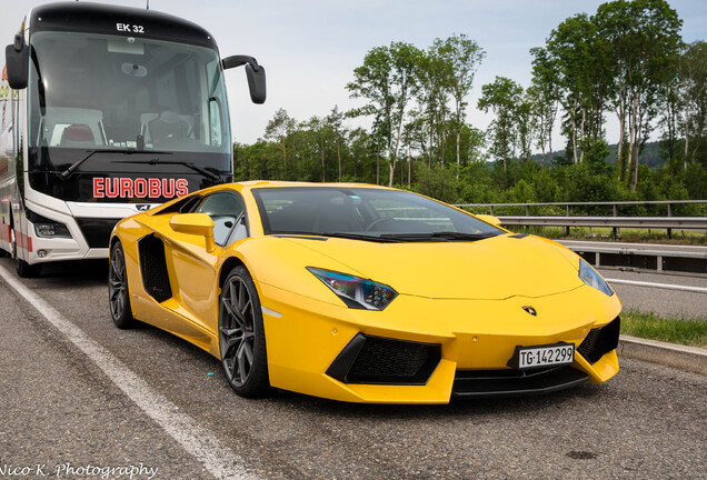 Lamborghini Aventador LP700-4