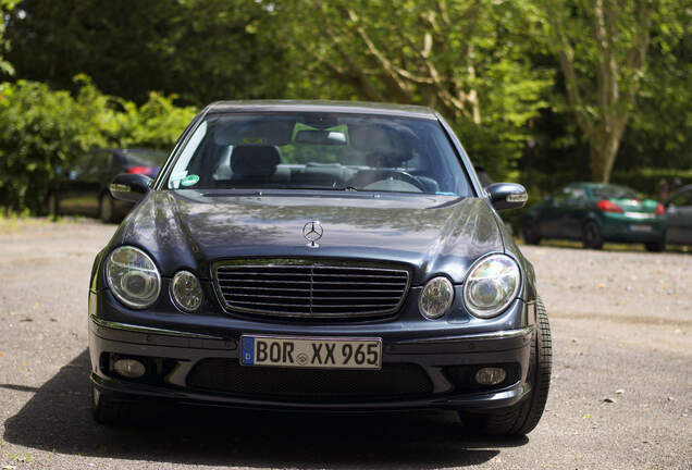 Mercedes-Benz E 55 AMG