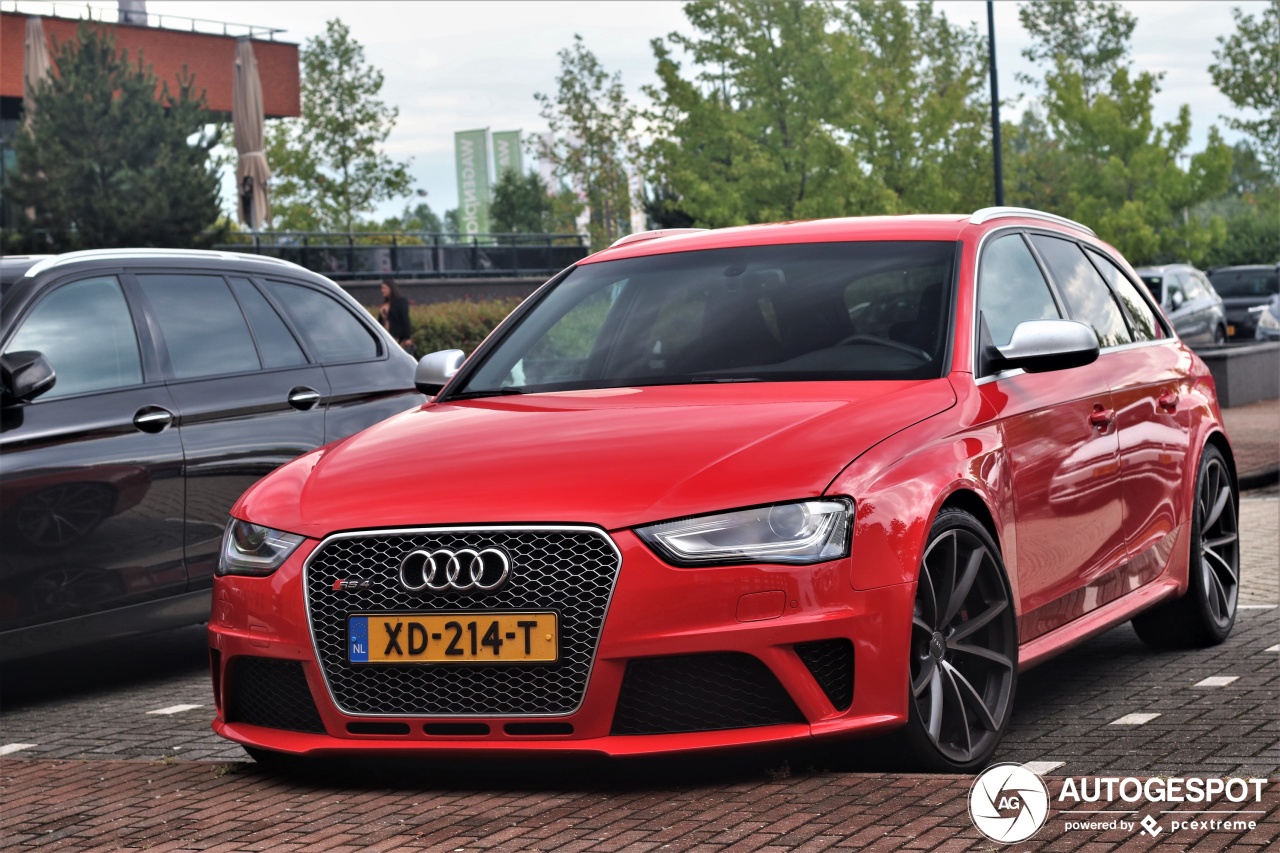 Audi RS4 Avant B8