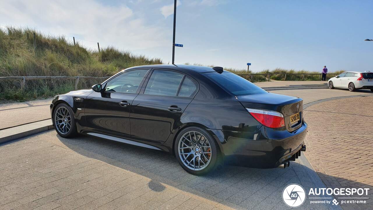 BMW M5 E60 2005