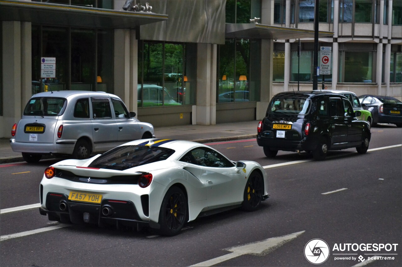 Ferrari 488 Pista