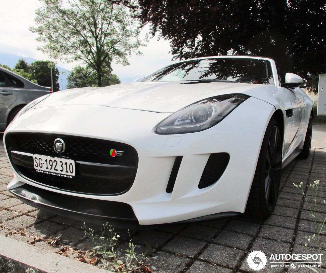 Jaguar F-TYPE S V8 Convertible