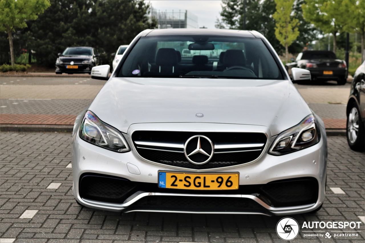 Mercedes-Benz E 63 AMG S W212