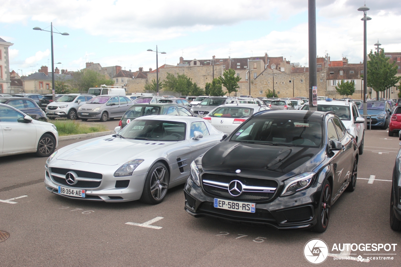 Mercedes-Benz GLA 45 AMG X156