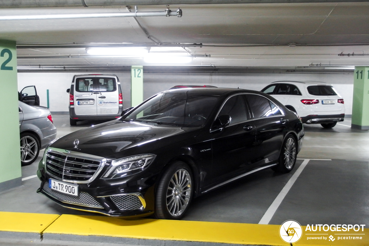 Mercedes-Benz S 65 AMG V222