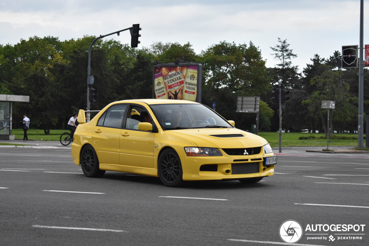 Mitsubishi Lancer Evolution IX