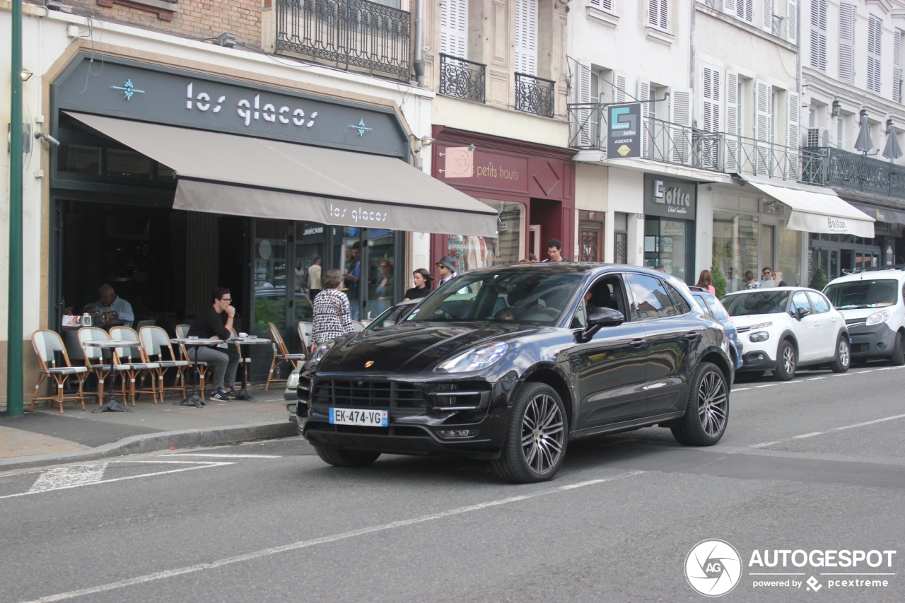 Porsche 95B Macan Turbo