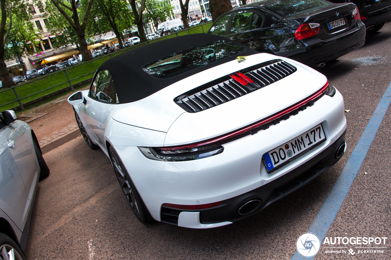 Porsche 992 Carrera 4S Cabriolet