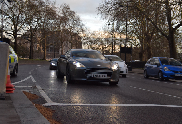 Aston Martin Rapide S