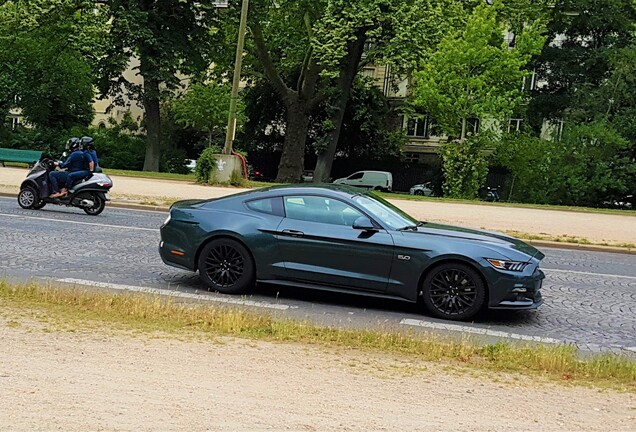 Ford Mustang GT 2015