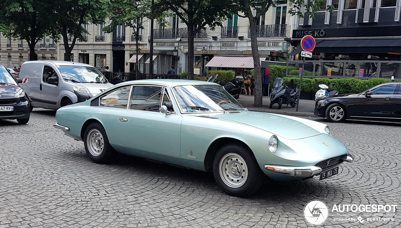 Ferrari 365 GT 2+2