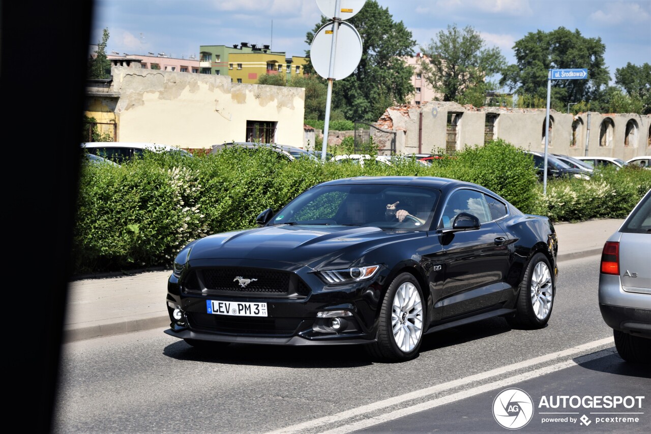 Ford Mustang GT 2015