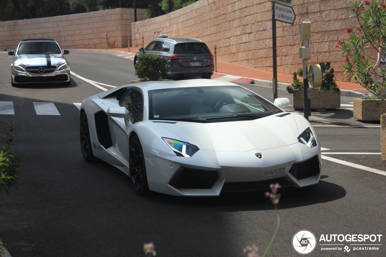 Lamborghini Aventador LP700-4