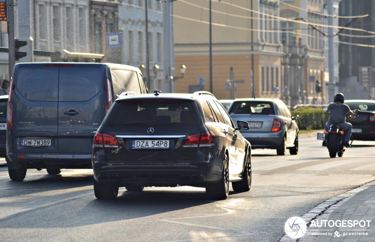 Mercedes-Benz E 63 AMG S212 2013